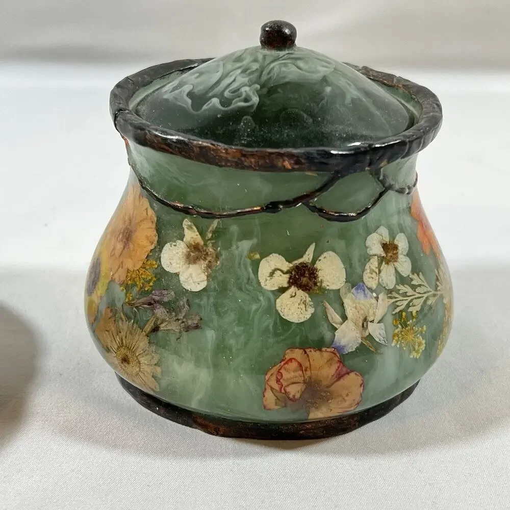 Vintage India Ink Pressed Flower Green Resin Fresh Fields Soap Dish & Container